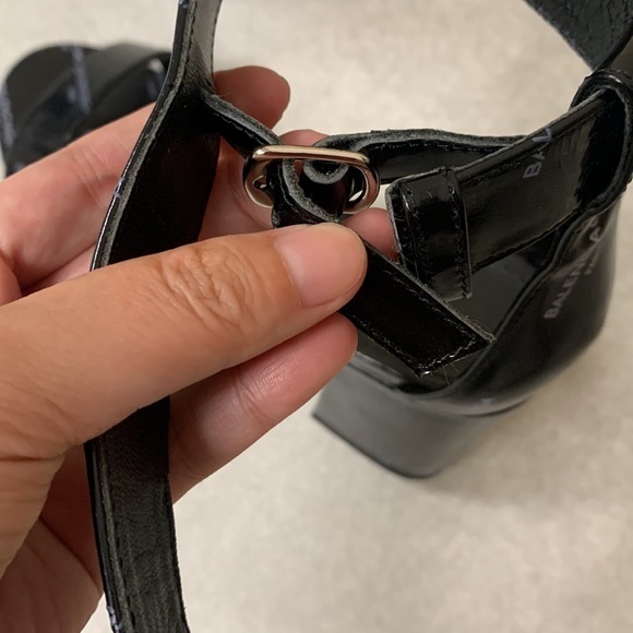 Balenciaga logo block sandals - Picture 9 of 10